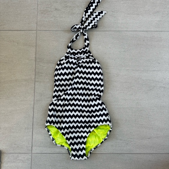 SEAFOLLY ONE PIECE SWIM - Picture 2 of 3